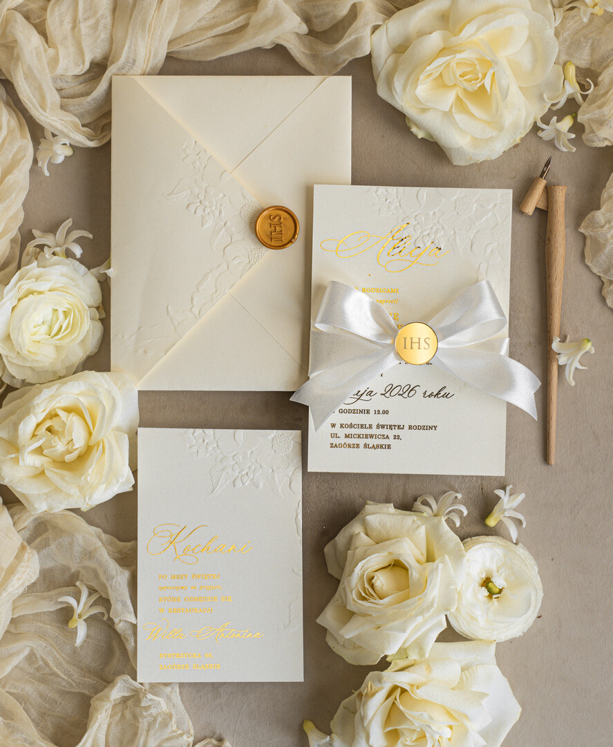 Zaproszenia na Komunię  dziewczynka    Eleganckie zaproszenia komunijne dla dziewczynki, zaproszenia na komunię z tłoczeniem, złote zaproszenia na komunię, zaproszenia na Pierwszą Komunię13