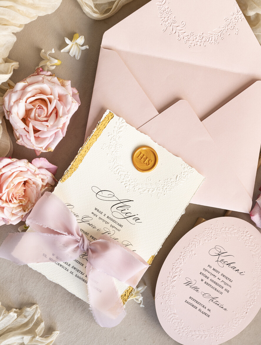 Zaproszenia na Komunię  dziewczynka  owalne zaproszenia na Komunię Zaproszenia komunijne personalizowane dla dziewczynki ręcznie robione zaproszenia na komunie Nietypowe zaproszenia komunijne1