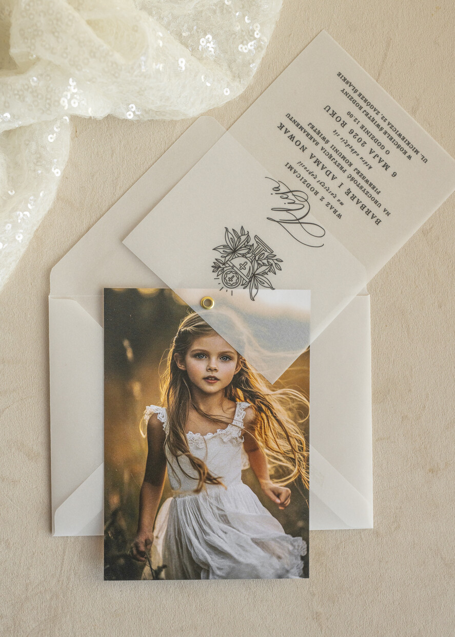 Zaproszenia na Komunię  dziewczynka  proste nowoczesne zaroszenia na komunię, komunijne ze zdjeciem kalkowe 2
