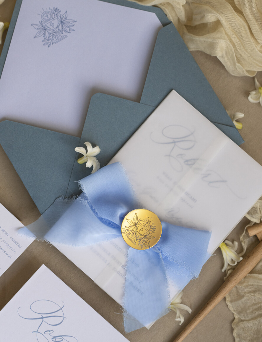 Zaproszenia na Komunię  chłopiec zaproszenia Komunijne dla chłopca, eleganckie zaproszenia komunijne, nowoczesne zaproszenie na komunię świętą, chłopięce zaproszenia komunijne 2