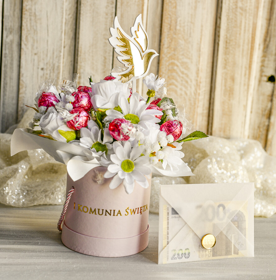 Pamiątki Prezenty na komunię  boxy prezentowe Zestaw Prezentowy od Chrzestnych na Pierwszą komunię Pralinki, Flowerbox Komunijny opakowanie na pieniądze10