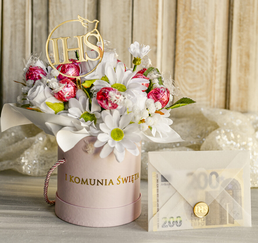 Pamiątki Prezenty na komunię  boxy prezentowe Zestaw Prezentowy od Chrzestnych na Pierwszą komunię Pralinki, Flowerbox Komunijny opakowanie na pieniądze3