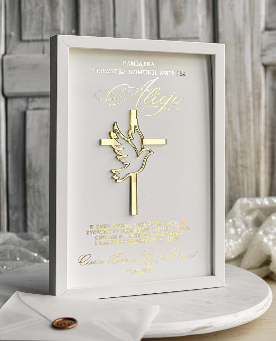Pamiątki Prezenty na komunię  pamiątki na komunie  Pamiątka Pierwszej Komunii orbrazek z życzeniami Personalizowane pudełko na Prezent3
