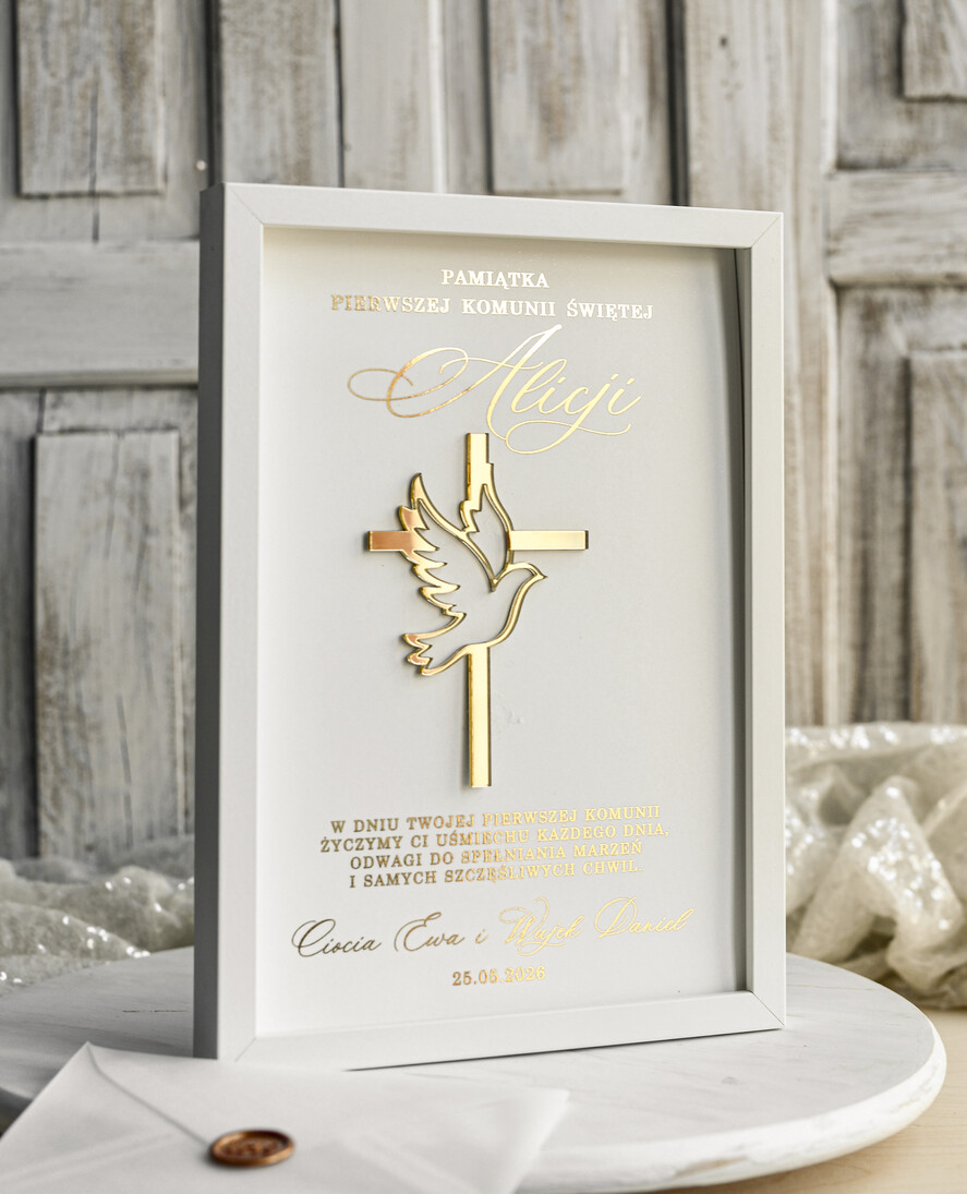 Pamiątki Prezenty na komunię  pamiątki na komunie  Pamiątka Pierwszej Komunii orbrazek z życzeniami Personalizowane pudełko na Prezent5