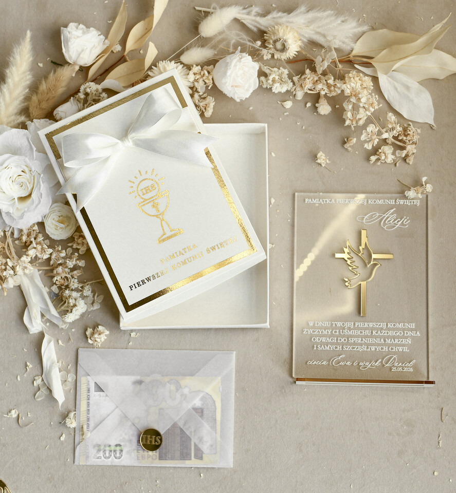 Pamiątki Prezenty na komunię  pamiątki na komunie  Statuetka pamiątka Pierwszej Komunii w pudełku, personalizowana Pamiątka Komunijna opakowanie na pieniądze0