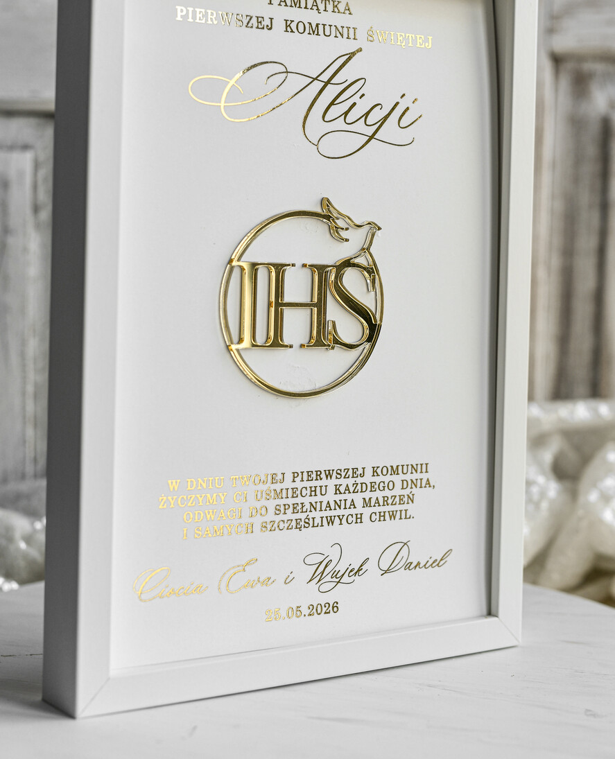 Pamiątki Prezenty na komunię  pamiątki na komunie  Pamiątka Pierwszej Komunii orbrazek z życzeniami Personalizowane pudełko na Prezent2