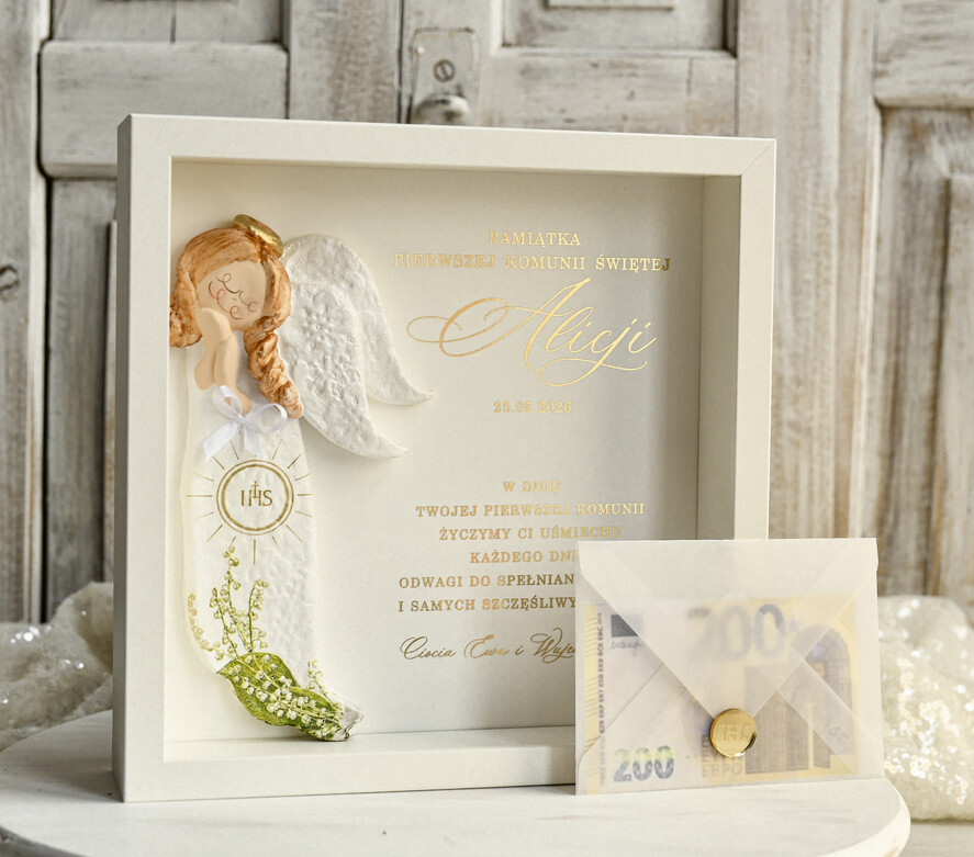 Pamiątki Prezenty na komunię  pamiątki na komunie  Pamiątka Pierwszej Komunii orbrazek z życzeniami Personalizowane pudełko na Prezent2