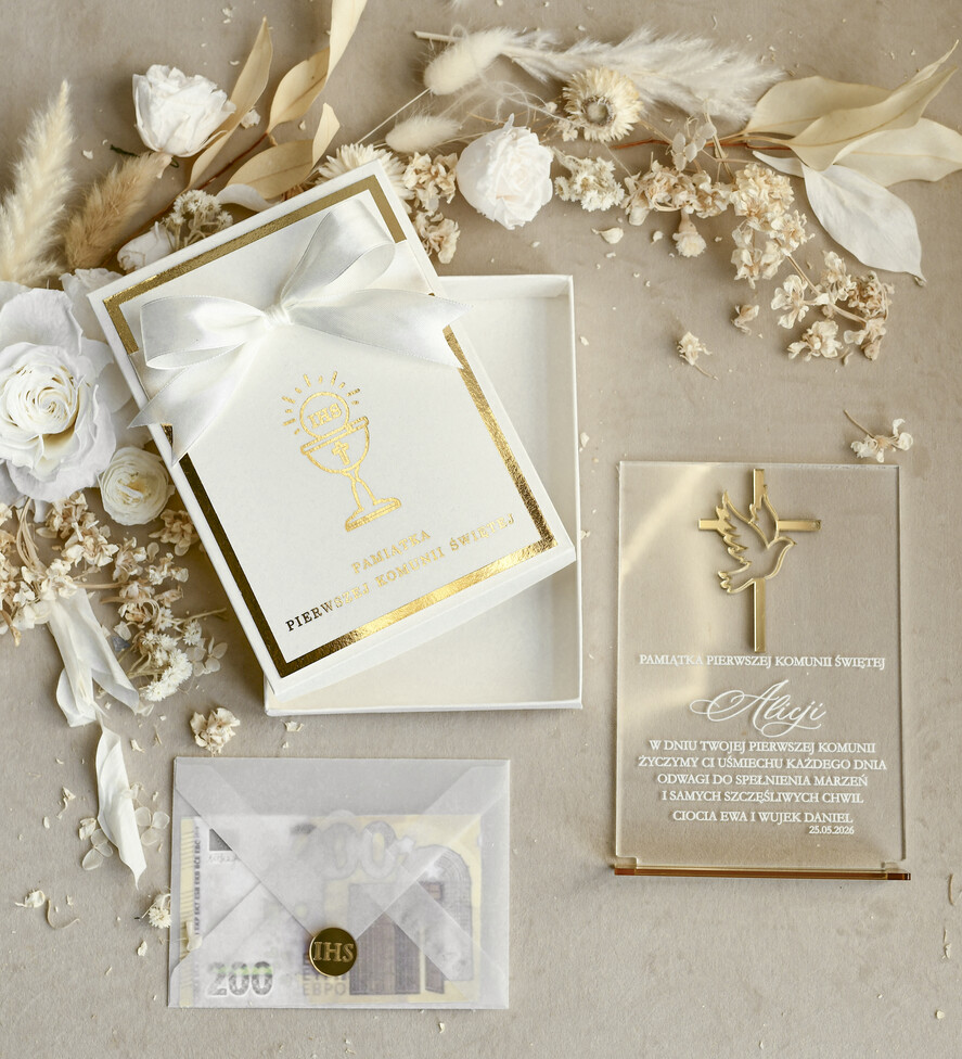 Pamiątki Prezenty na komunię  pamiątki na komunie  Statuetka pamiątka Pierwszej Komunii w pudełku, personalizowana Pamiątka Komunijna opakowanie na pieniądze0