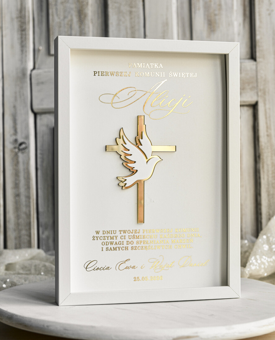 Pamiątki Prezenty na komunię  pamiątki na komunie  Pamiątka Pierwszej Komunii orbrazek z życzeniami Personalizowane pudełko na Prezent3