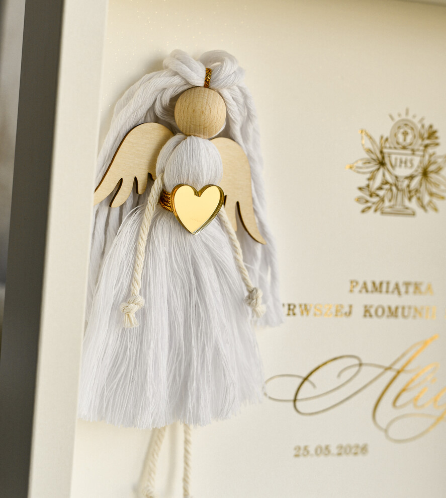 Pamiątki Prezenty na komunię  pamiątki na komunie  Pamiątka Pierwszej Komunii orbrazek z życzeniami Personalizowane pudełko na Prezent2