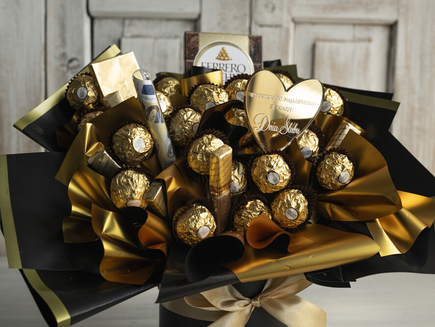  Prezenty dla Młodej Pary  Bomboniery Czekoladki prezent dla młodej pary, box dla młodej pary, prezent ślubny, słodki prezent ślubny, box prezentowy na ślub, zestaw słodyczy dla pary, prezent na wesele, upominek ślubny, prezent na nową drogę życia2