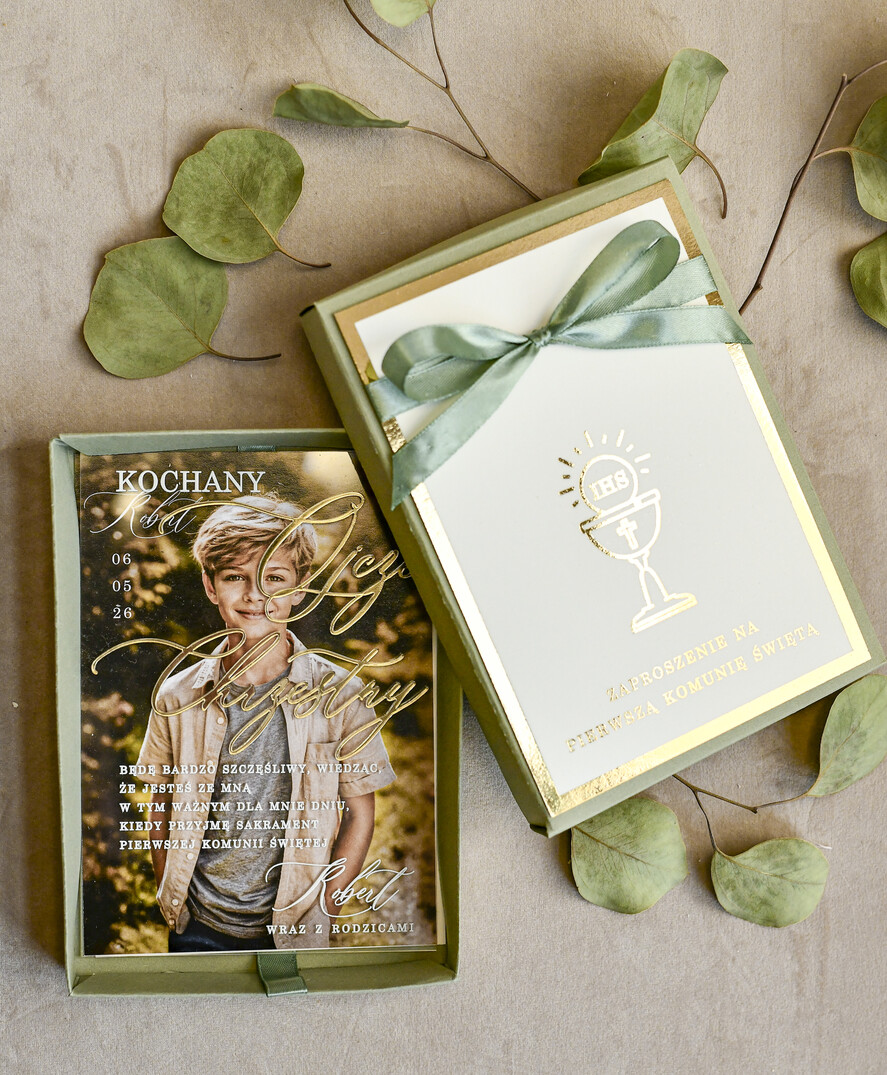 Zaproszenia na Komunię  Dla Chrzestnych i Dziadków Sałwiowe Zaproszenia na Komunię w Pudełku ze zdjęciem Zaproszenie Komunijne dla Matki Chrzestnej i Ojca Chrzestnego  lub dla Babci i Dziadka7