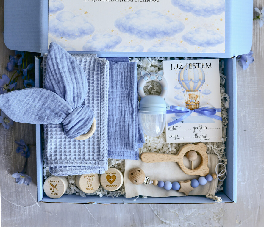 prezent dla Noworodka - Wyprawka duze boxy preznetowe dla noworodka  Zestaw prezentowy dla Noworodka - Wyprawka Niemowlę Baby Shower boho gryzak pieluszka Kroki Milowe2