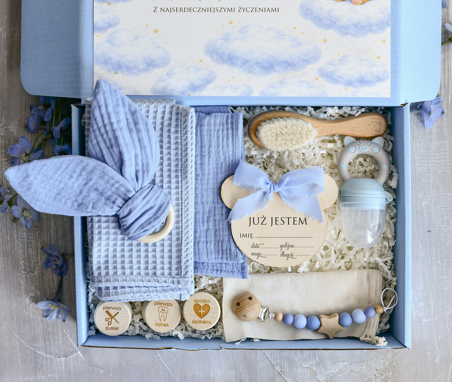 prezent dla Noworodka - Wyprawka duze boxy preznetowe dla noworodka  Zestaw prezentowy dla Noworodka - Wyprawka Niemowlę Baby Shower boho gryzak pieluszka Kroki Milowe1