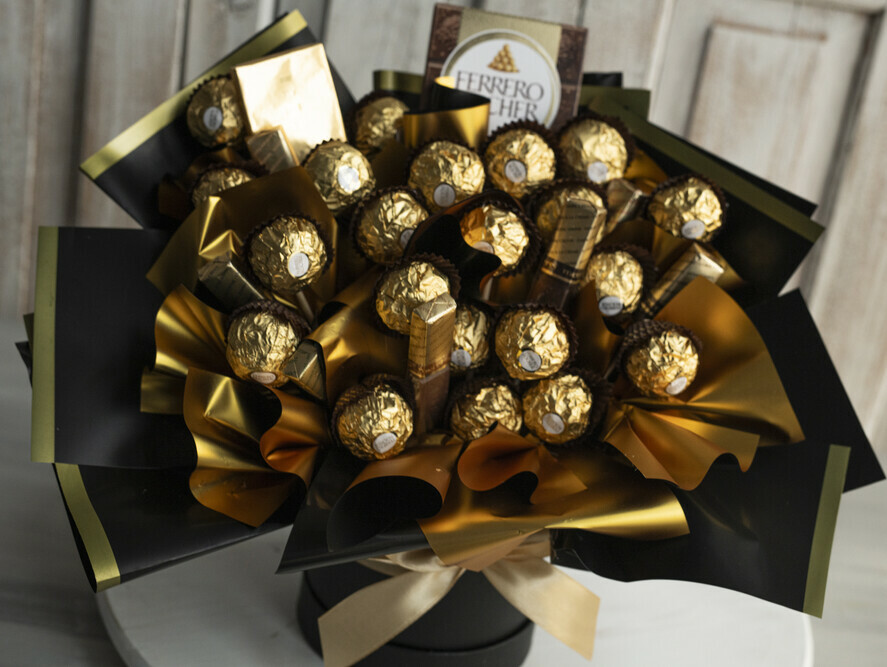 prezent dla nauczuciela/ dzień nauczyciela flower box kwiaty i słodycze Personalizowany box ze słodyczami dla nauczycielki prezent na zakończenie roku dla pani przedszkolanki3