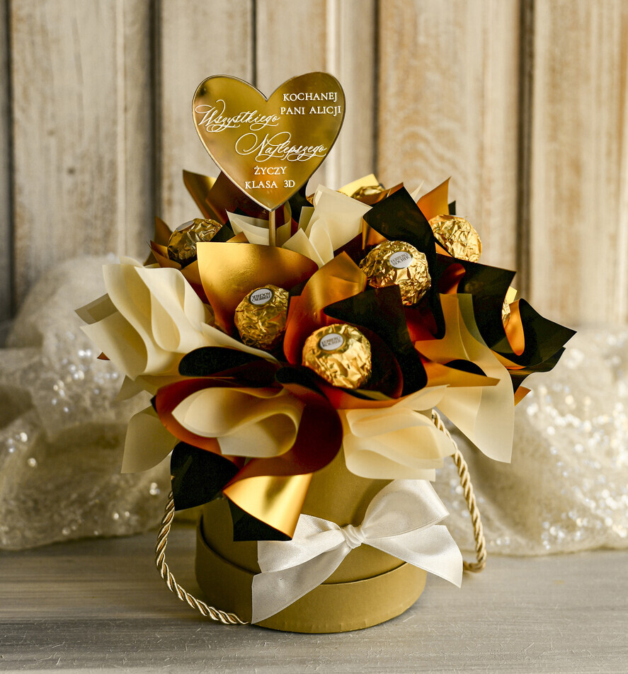 prezent dla nauczuciela/ dzień nauczyciela flower box kwiaty i słodycze Personalizowany box ze słodyczami dla nauczycielki prezent na zakończenie roku dla pani przedszkolanki1