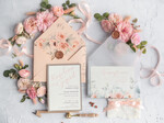 Zaproszenia ślubne Natura eleganckie zaproszenia na ślub koronka i kokardka motywy kwiatowe w kopercie18