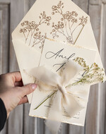 Zaproszenia ślubne Natura złocone zaproszenia ślubne Gipsówka naturalna zaproszenia na ślub, złote zaproszenie na ślub z suszoną gipsówką szyfonowa wstążka3