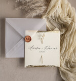 Zaproszenia ślubne Natura Zaproszenia ślubne boho z suszonymi kwiatkami, nietypowe minimalistyczne zaproszenia na ślub, rustykalne złocone zaproszenia z kalkowa kopertą, proste zaproszenia14