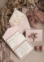 Zaproszenia ślubne Natura złocone Zaproszenia ślubne boho z suszonym bukiecikiem, kopertowe różowe zaproszenia na ślub z suszkami i sznurkiem, rustykalne złocone zaproszenia z różową kopertą16