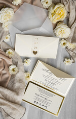 Zaproszenia ślubne Złote Glamour eleganckie złote zaproszenia ślubne, delikatne zaproszenie na ślub, zaproszenie ślubne w stylu glamour, złote litery na zaproszeniach ślubnych, zaproszenia ślubne składane w kopertę 1