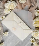 Zaproszenia ślubne Złote Glamour eleganckie złote zaproszenia ślubne, delikatne zaproszenie na ślub, zaproszenie ślubne w stylu glamour, złote litery na zaproszeniach ślubnych, zaproszenia ślubne składane w kopertę 9