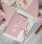 Zaproszenia ślubne Złote Glamour różowe zaproszenia na ślub, nowoczesne zaproszenia w kolorze rózowym, zaproszenia ślubne ze złotymi literami, eleganckie zaproszenia ślubne ze wstązką 10