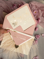 Zaproszenia ślubne Złote Glamour zaproszenia ślubne z piórami, strusie pióra na zaproszeniach ślubnych, nietypowe zaproszenie na ślub, złote zaproszenia na ślub i wesele9