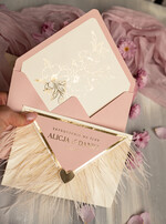 Zaproszenia ślubne Złote Glamour zaproszenia ślubne z piórami, strusie pióra na zaproszeniach ślubnych, nietypowe zaproszenie na ślub, złote zaproszenia na ślub i wesele10