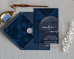 Zaproszenia ślubne Złote Glamour ekskluzywne welurowe zaproszenia na ślub, zaproszenia na slub w kieszonce, zaproszenia z pleksy w kieszonce z weluru, granatowe zaproszenia na ślub11