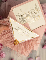 Zaproszenia ślubne Złote Glamour zaproszenia ślubne z piórami, strusie pióra na zaproszeniach ślubnych, nietypowe zaproszenie na ślub, złote zaproszenia na ślub i wesele3