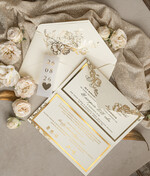 Zaproszenia ślubne Złote Glamour złote zaproszenia ślubne zamykane w kopertę, Kopertowe zaproszenie na ślub w złocie, zaproszenia na ślub w stylu glamour, złote napisy na zaproszeniach ślubnych2