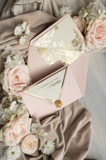 Zaproszenia ślubne Złote Glamour wyjątkowe zaproszenia ślubne Eleganckie Złote Zaproszenia Ślubne, Delikatne Zaproszenie Na Ślub, Zaproszenie Ślubne W Stylu Glamour, Złote Litery Na Zaproszeniach Ślubnych 6