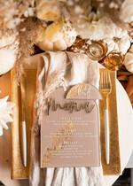 Winietki glamour winietki ślubne i menu komplet, złote wizytówki dla gosci weselnych, menu i winietki z pleksy malowane farbą w odcieniu beżu, winietki na stół weseln2