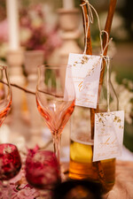 Zawieszki na butelki glamour ślubne zawieszki na alkohol, złote z dowolną treścią1