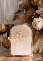 Menu glamour nowoczesna forma karty dań na weselu, akrylowe menu weselne, stojąca karta dań, menu weselne w stylu glamour, złote menu weselne 2