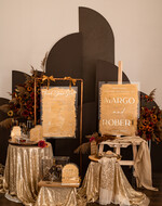 Menu glamour nowoczesna forma karty dań na weselu, akrylowe menu weselne, stojąca karta dań, menu weselne w stylu glamour, plan podawania posiłków, złote menu weselne 6