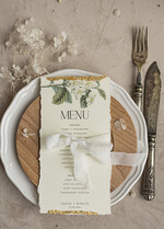 Menu glamour złota karta dań weselnych, menu weselne z dartymi brzegami i płatkami złota, karta podawania dań na weselu ze złotem 4