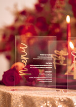 Menu glamour nowoczesna forma karty dań na weselu, akrylowe menu weselne, stojąca karta dań, menu weselne w stylu glamour 3