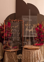 Menu glamour nowoczesna forma karty dań na weselu, akrylowe menu weselne, stojąca karta dań, menu weselne w stylu glamour 4