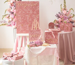 Menu glamour welurowa karta dań na weselu, menu weselne w stylu glamour, różowe menu weselne, karta podawania dań podczas wesela, welurowe różowe menu weselne3