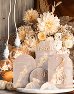 Menu glamour eleganckie menu weselne w beżowych kolorach, karta dań z pleksy, weselne menu do postawienia na stole, złote menu na stół weselny, złote menu10