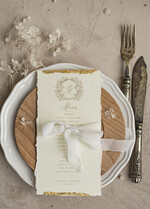 Menu glamour złota karta dań weselnych, menu weselne z dartymi brzegami i płatkami złota, karta podawania dań na weselu ze złotem 0