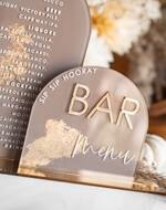 Menu glamour eleganckie menu weselne w beżowych kolorach, karta drinków z pleksy, weselne menu stołu szwedzkiego do postawienia na stole, złote menu na stół weselny, złota karta dań27