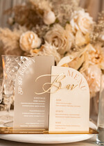 Menu glamour eleganckie menu weselne, welurowe menu weselne, numery na stoły weselne, dekoracja stołów weselnych, dekoracja na stołach weselnych, menu i numerki na stół 3