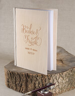 Księgi wpisów gości Drewniane  album ślubny personalizowany i księga gości weselnych w jednym, rustykalna drewniana okładka1