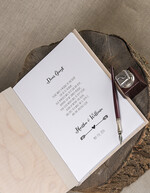 Księgi wpisów gości Drewniane  pamiatkowa ksiega gosci weselnych, rustykalne drewniane okładki grawerowane imiona2