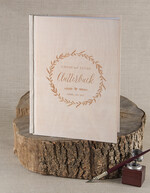 Księgi wpisów gości Drewniane  księgi pamiątkowe i albumy na wpisy gości weselnych, wasze imiona i data wygrawerowane na okładce0