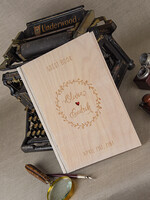 Księgi wpisów gości Drewniane  ksiega pamiątkowa na wpisy gości weselnych, okładka z drewna wasze imiona1