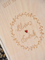 Księgi wpisów gości Drewniane  ksiega pamiątkowa na wpisy gości weselnych, okładka z drewna wasze imiona2